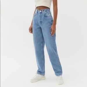 urban outfitters high rise baggy jeans!